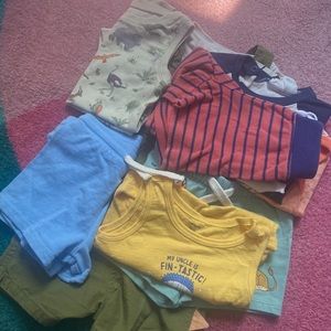 Ropa usada de bebé carters talla 9 a 12 meses
